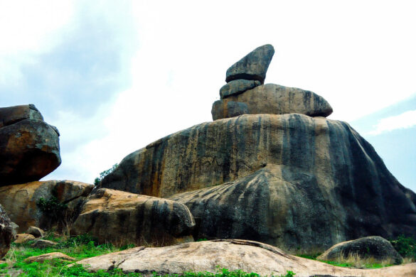 Riyom Rock