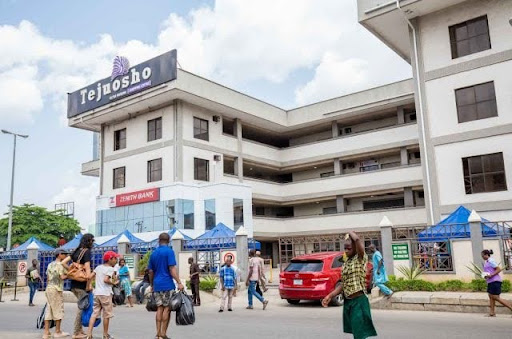 Tejuosho Market (Lagos)