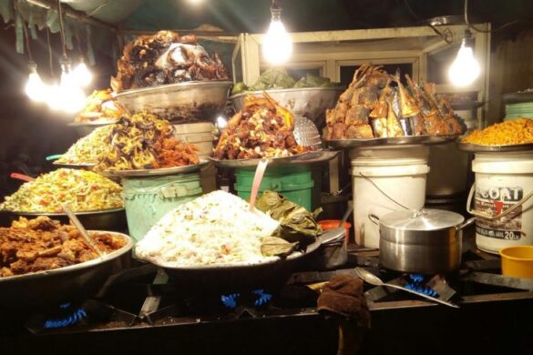 Night Markets in Nigeria: A Guide to Food & Midnight Adventures
