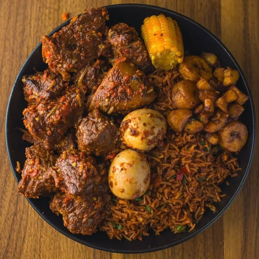 Nigerian Food Costs: Comparing Market and Restaurant Prices in 2025