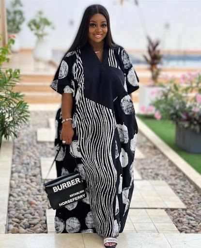 Traditional Meets Modern: The Best Cultural Fashion Pieces for Nigerian Tourists