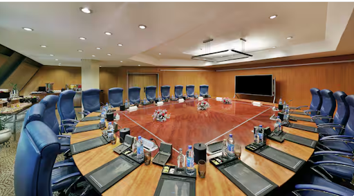 Best Business Hotels in Nigeria (Transcorp Hilton Hotel).