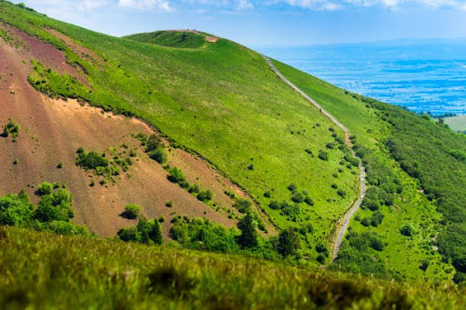 Girei Hills and Nature Trails
