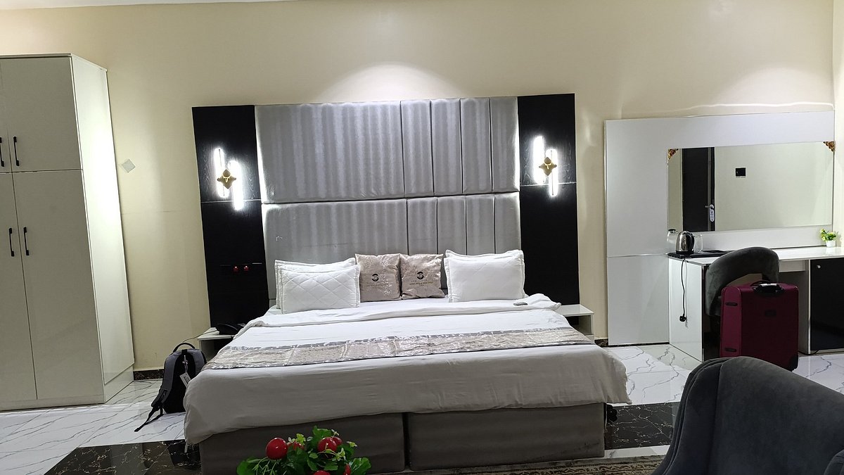 El-Bint Hotel & Suites