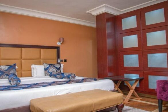 Soprom Hotel and Suites