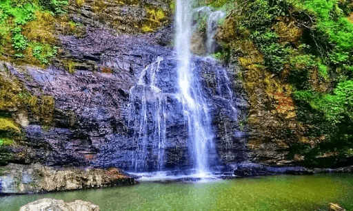 Owu waterfall in Kwara State is one of the items on your Nigerian travel bucket list. 