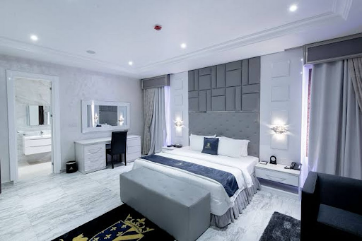 The Wells Carlton Hotel & Apartments 