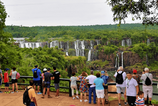 How Travel Micro-Influencers Are Changing the Tourism Industry in 2025