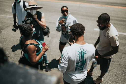 Best Apps for Creating Content While Travelling in Nigeria