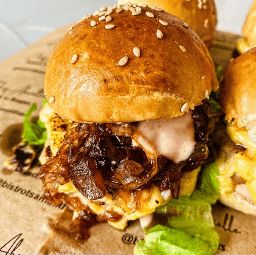 Where to Find the Best Burgers in Lagos