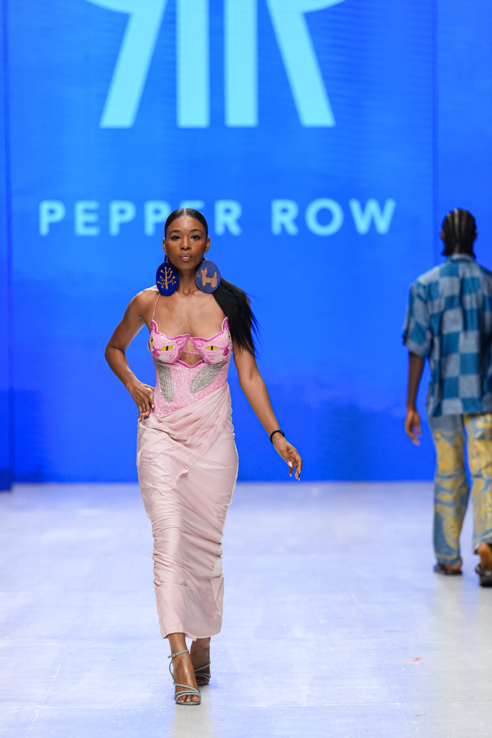 Beyond Fashion: Economics and Identity