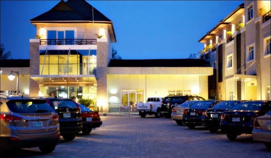  Amber Residence boutique hotel in Ikeja GRA – private lounges and dining areas for couples in Lagos Mainland.
