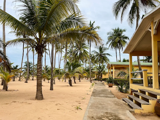 Modern Comforts on an Ancient Coastline