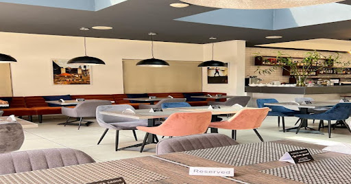 The Unspoken Rules of Lagos Dining Fashion