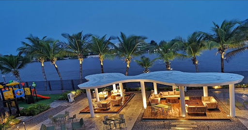 Cultural Insights: Lagos Fashion Meets Global Influence