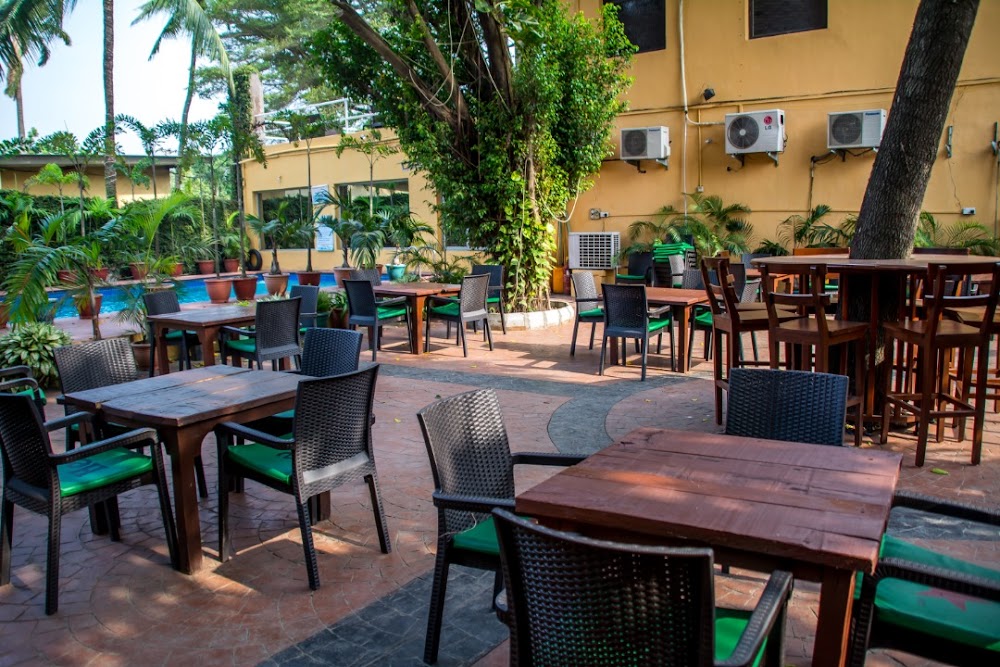  La Mango Restaurant and Lounge pool setting – a private places for a date in Lagos Mainland. 