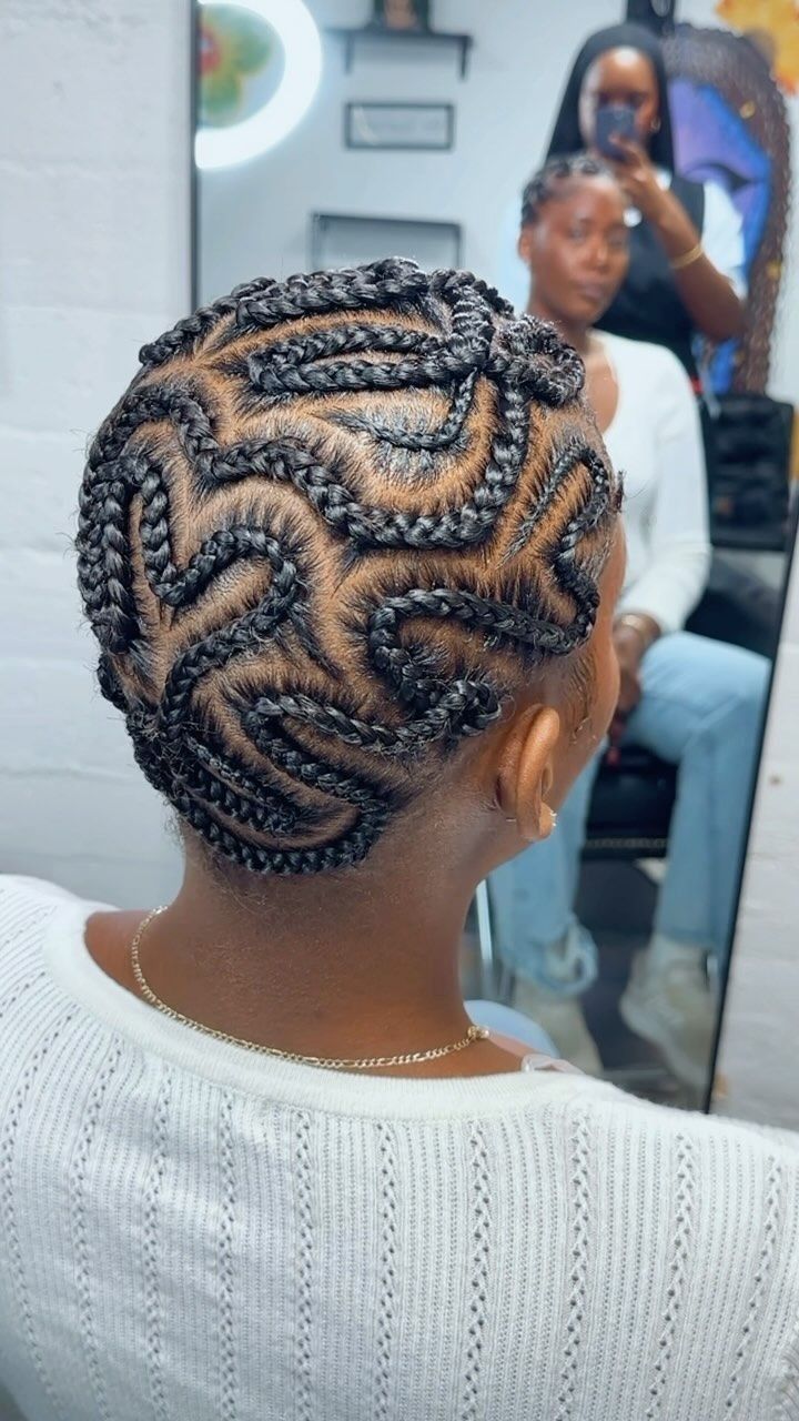 Graphic Cornrows & Creative Parting