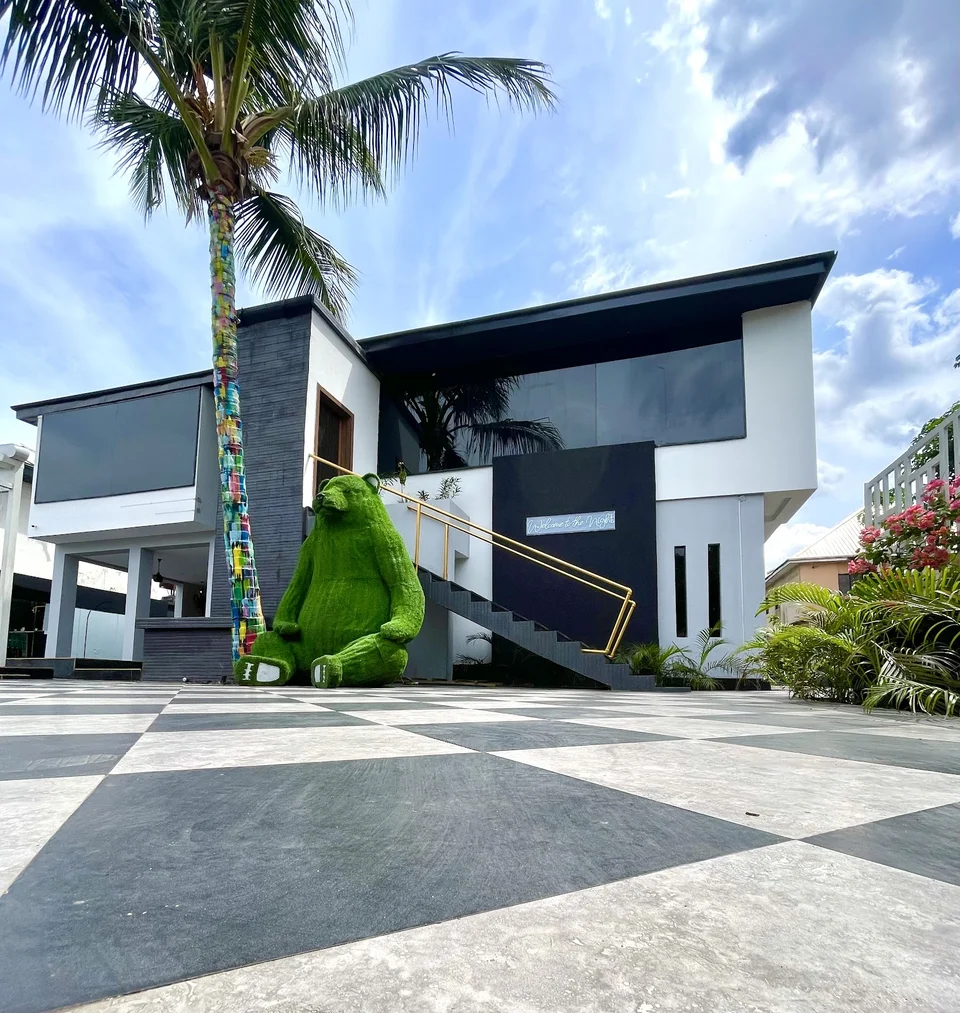 NOX Restaurant and Lounge