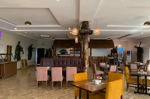 Foodopolis-On-The-Main