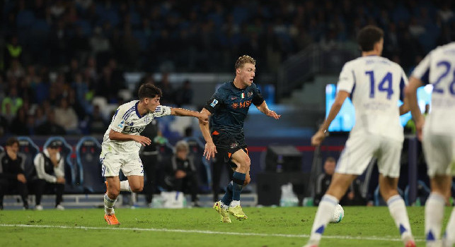 Serie A: Napoli Hold On Despite Draw