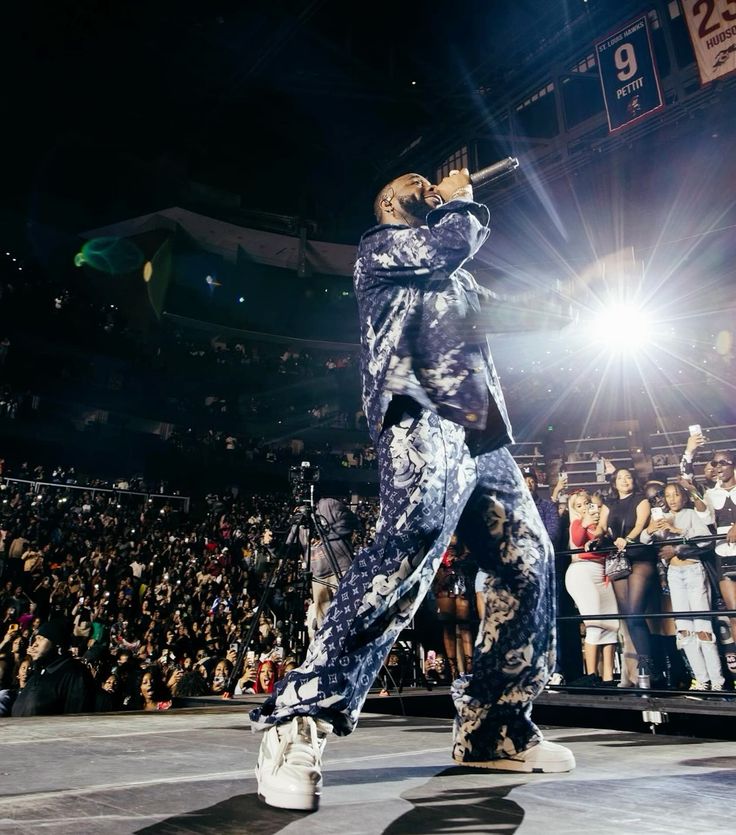 What Is a Year-End Tour in Nigeria?