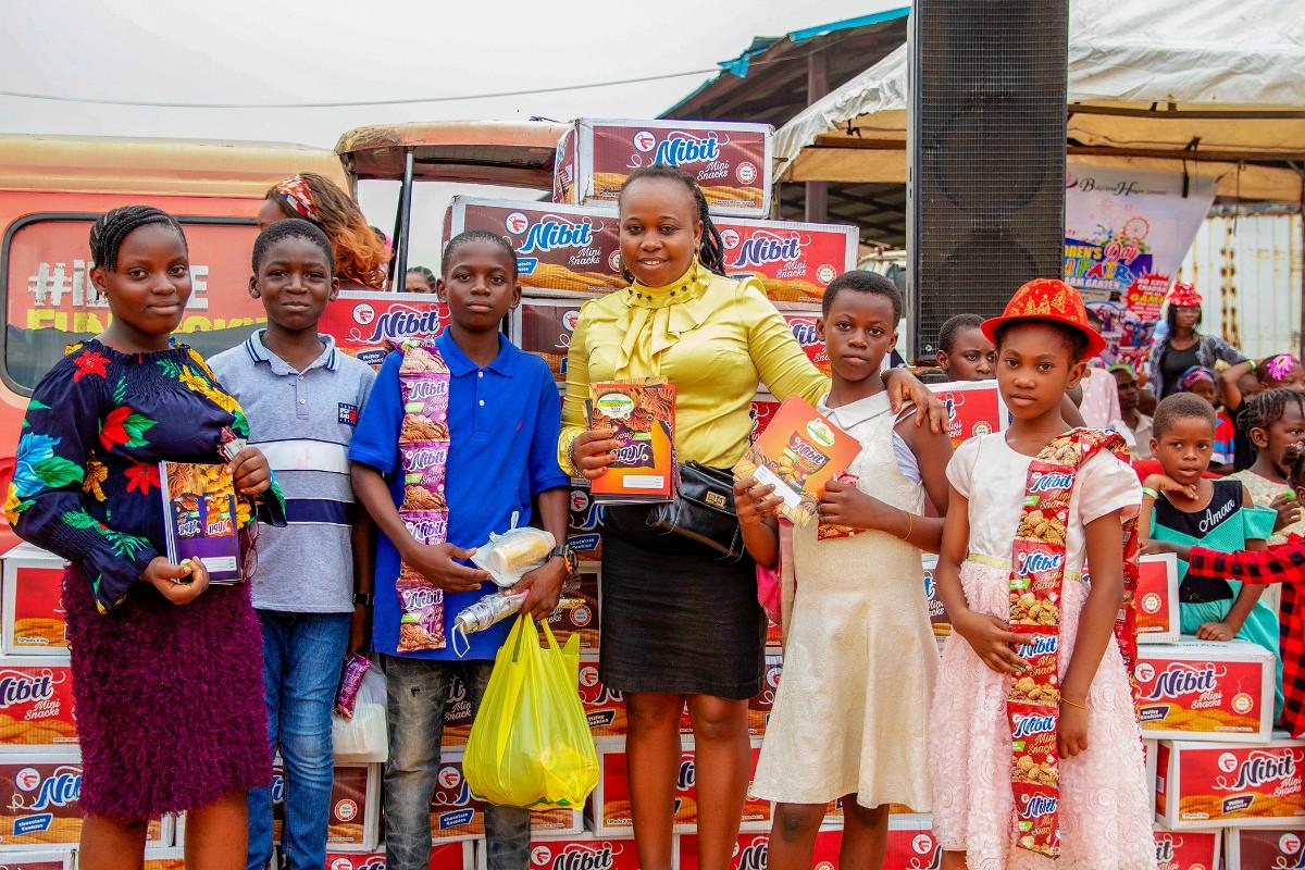  Picture of children at a funfair, one of the Christmas activities in Port Harcourt.
