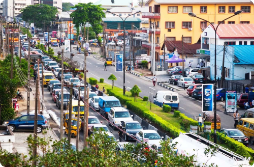 Where It’s Realistic to Travel – Safe-ish Cities & Zones (With Caution)