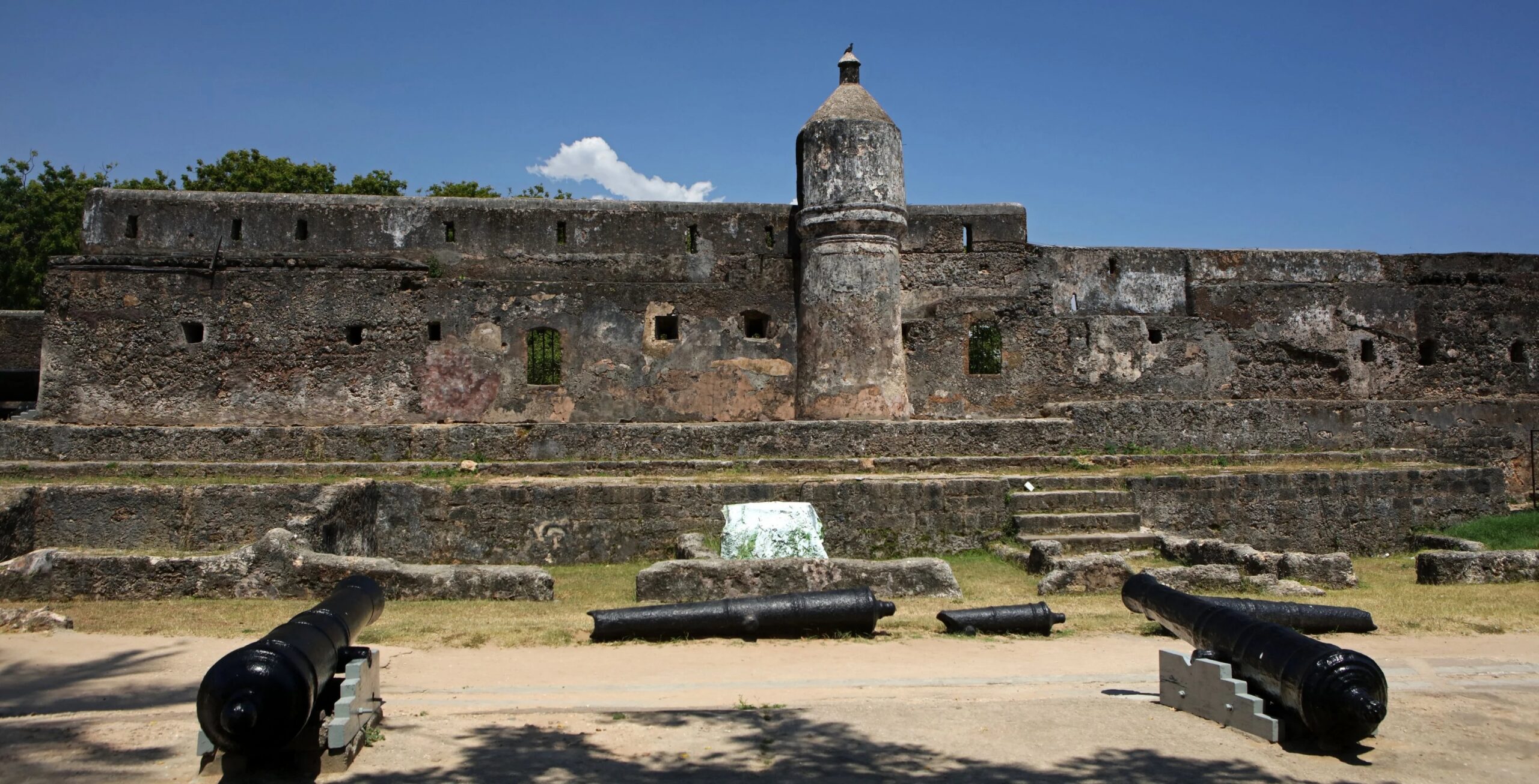 Mombasa: Fort Jesus and the Old Town Quarter